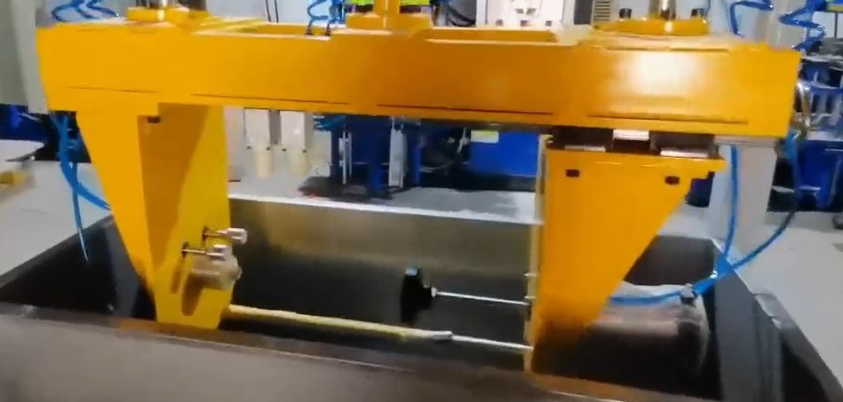 Máquina de Esmaltado, Torsión y Trenzado de Alambre de Alta Velocidad (0,04-6,0 mm)